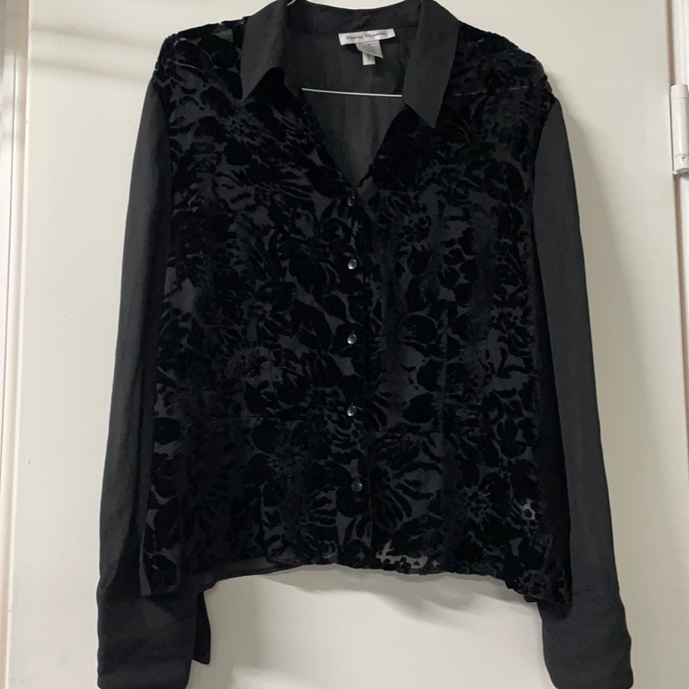 Rena Rowan black blouse